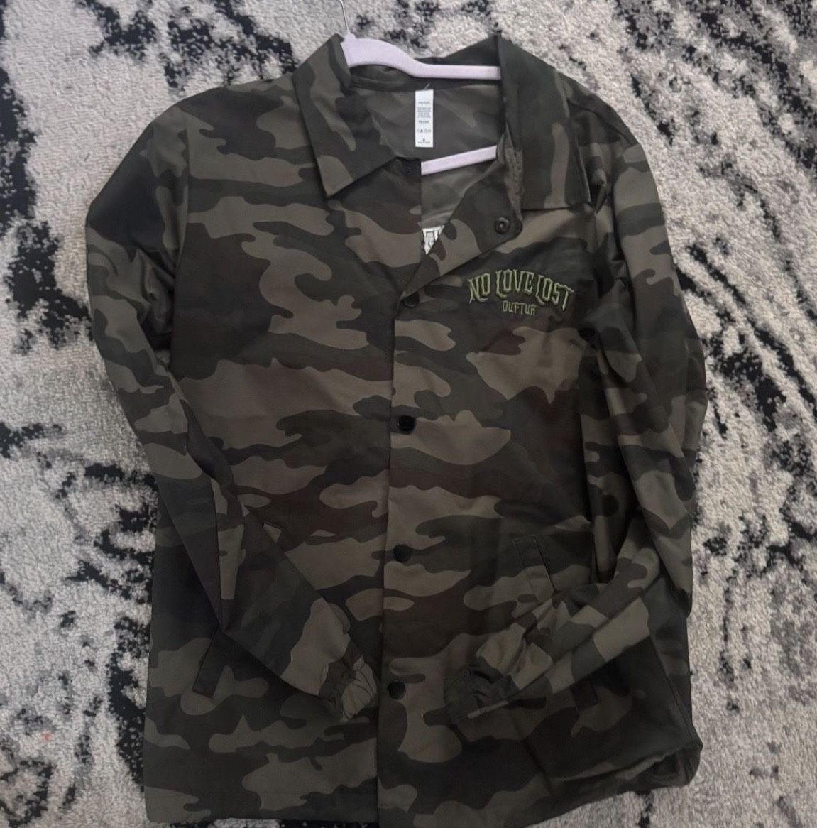 Ouftur Jacket Size Medium 