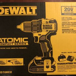 DeWALT Atomic Brushless Drill Kit NEW