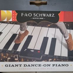 Giant Dance On Piano Mat