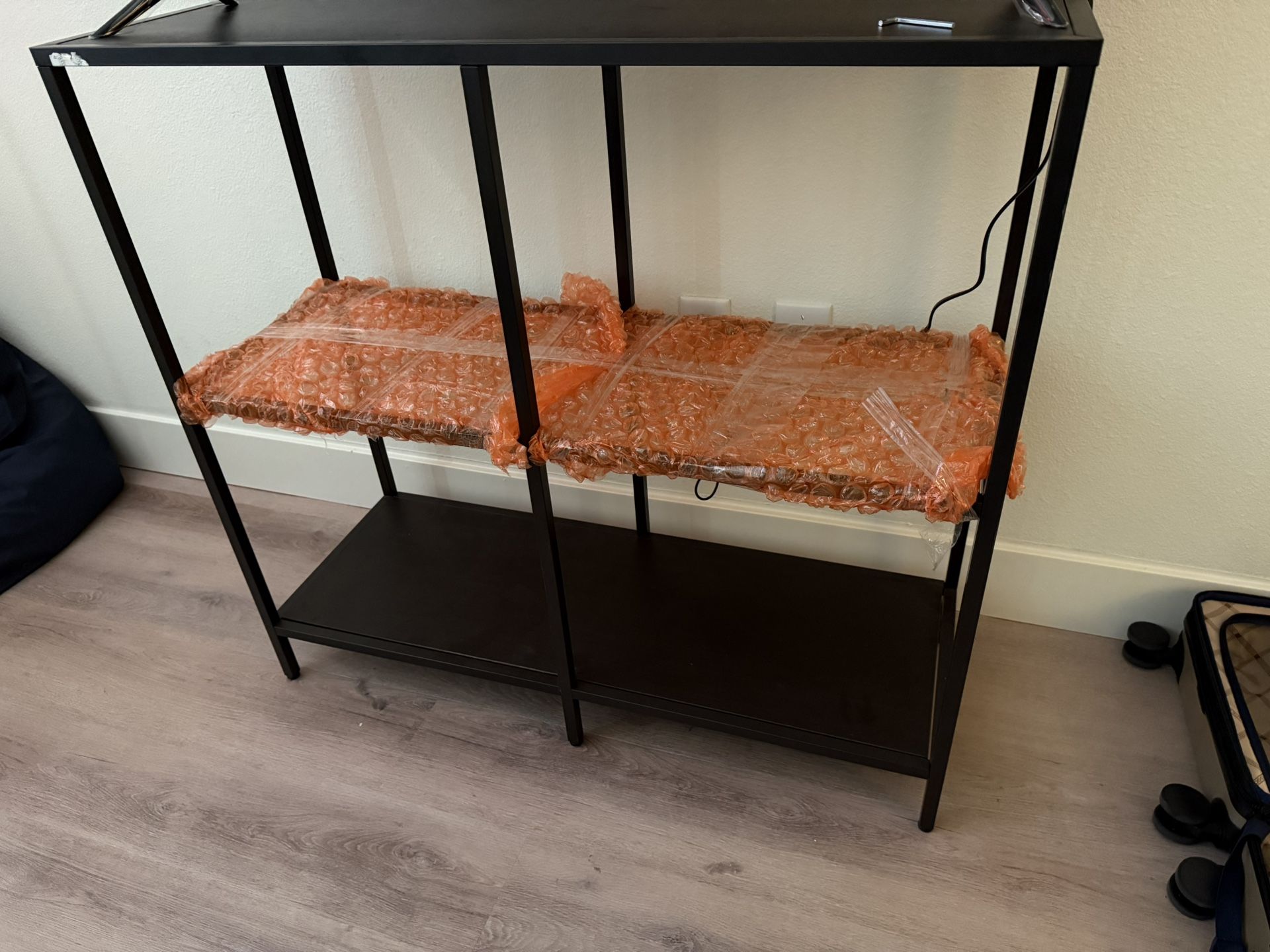 Metal Frame Console Table\tv stand with Shelves