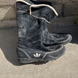 Adidas Snow Boot Size 8 1/2