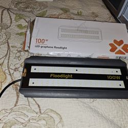 led graphene floodlight 100w