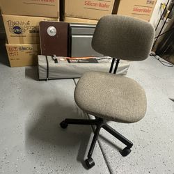 Task Chair - Gray 