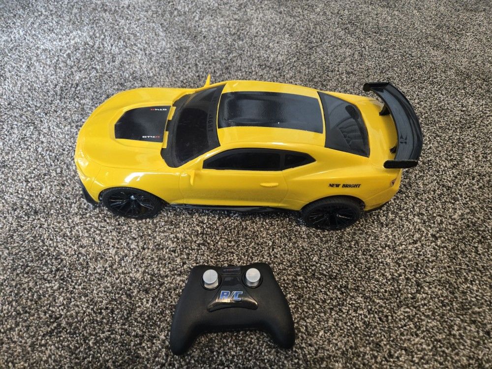 RC Car Camaro GT4.R, excellent cond.