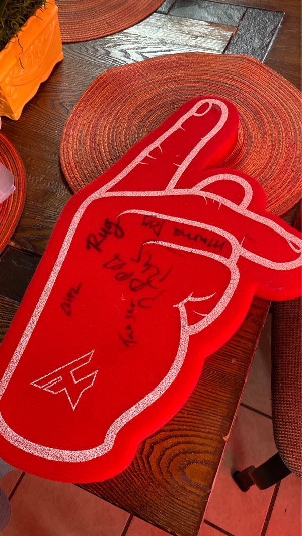 Faze finger signed by Faze rug, papa rug, and mama rug for Sale in Los