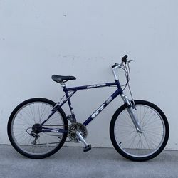 GT BIKE /SIZE TIRES 26” /SIZE FRAME LARGE 