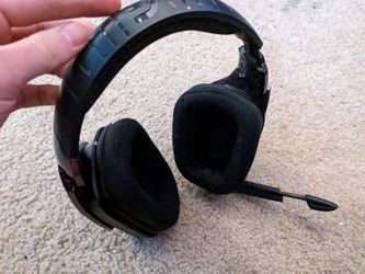 Logitech G933 Wireless Gaming Headset 