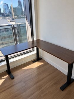 L-Shaped Desk with Adjustable Height