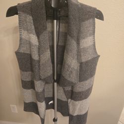 Max Studio Gray Wool Cardigan Vest. M