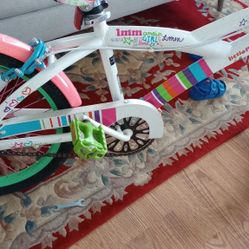 Girl Bike 20"