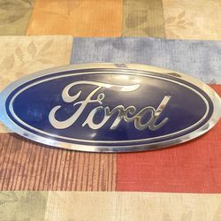 Ford emblem original part logo sign front grill