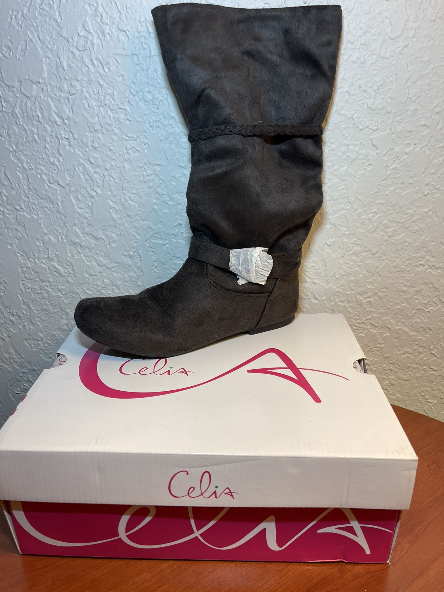 Celia Calf Boots Gray 6.5