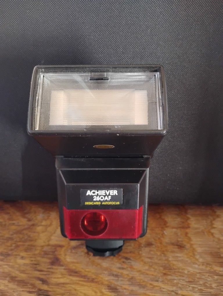 ACHIEVER 260AF DEDICATED AUTO FOCUS FLASH PENTAX(PN)