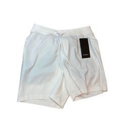 New with tags Lululemon 7” Zeroed In Large