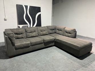SECTIONAL COUCH SOFA