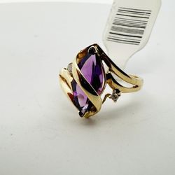 10k Gold & Amethyst Ring