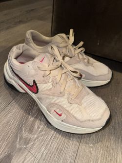Women’s Nike Running Shoe