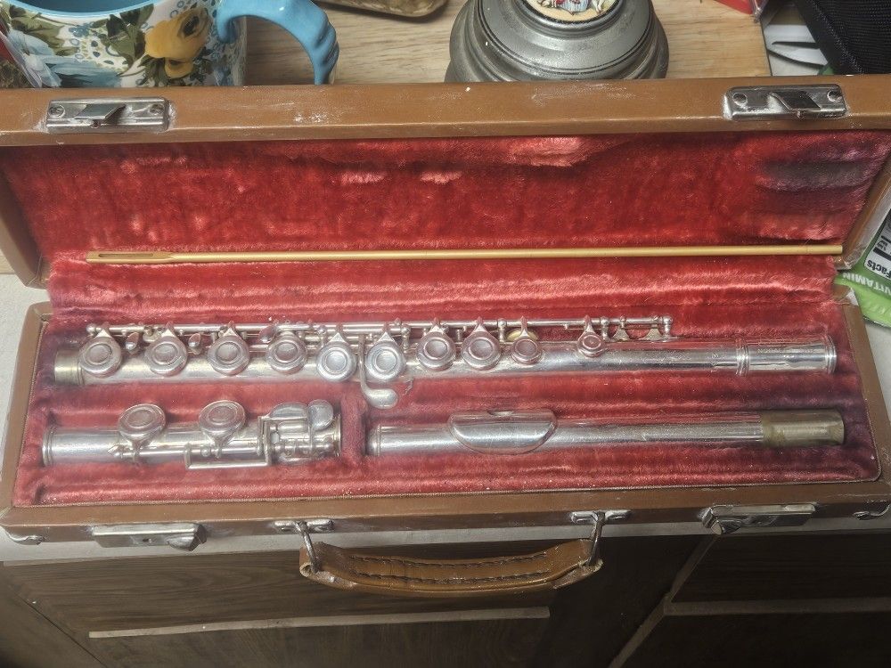 Vintage Artley Silver Student Flute