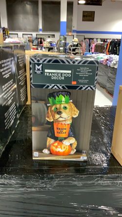 Member's Mark Pre-Lit Frankie Dog Halloween Decor $35