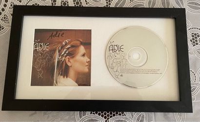 Disc and signed booklet with musician