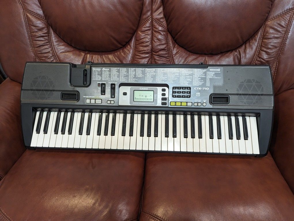 Casio CTK-710 61-Key Portable Electronic Keyboard Electric Piano CTK710 #31448