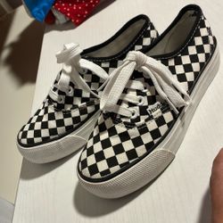 Girl’s Shoes 