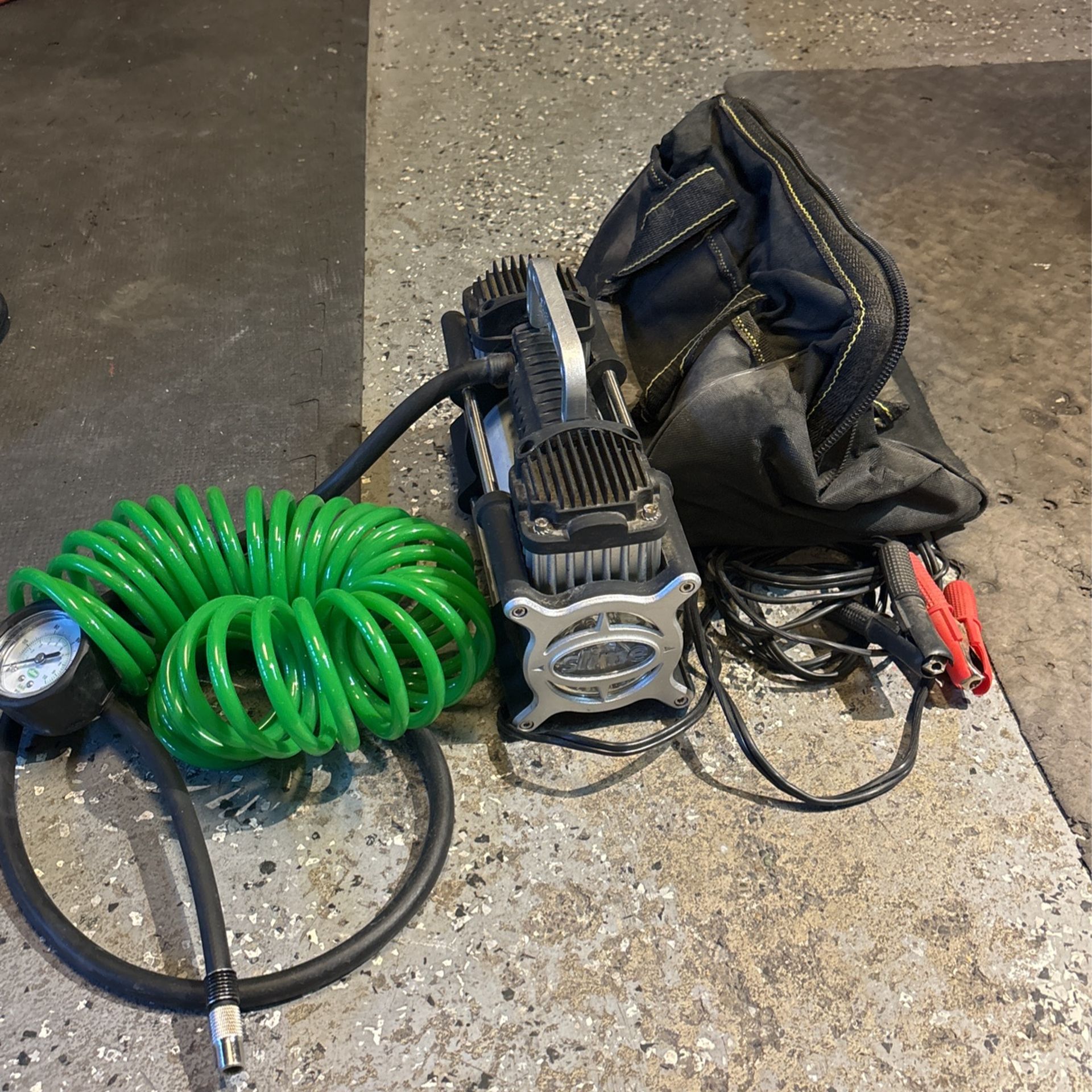 Slime Brand Tire Inflator-12 Volt