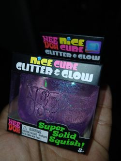 Nice cube glitter and glow needoh