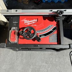 Milwaukee Table Saw 