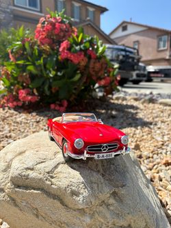 Mercedes-Benz 190SL Die-Cast Model Car