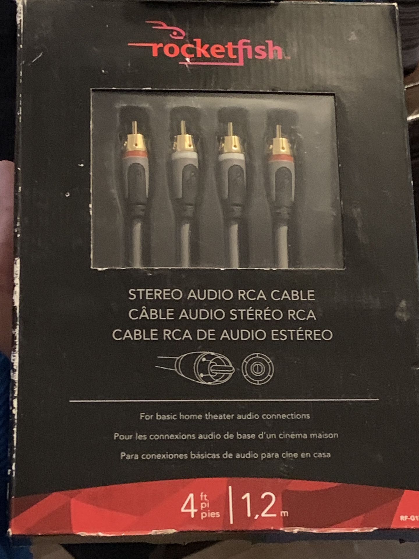 Stereo audio RCA cable