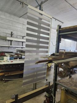 El MAESTRO BLINDS LLC: ZEBRA BLINDS 