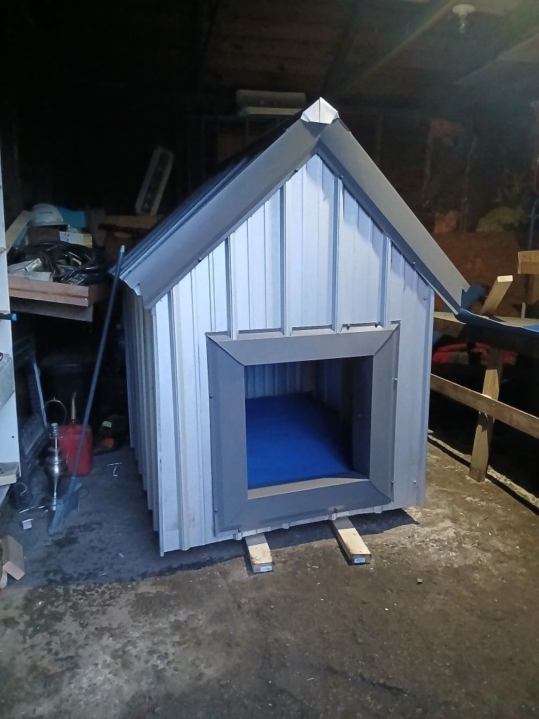 New!! HEAVY DUTY METAL DOG HOUSE $300 Each