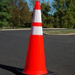 12 36" Road Cones