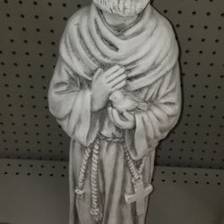 Garden Yard Decoration, Saint Francis Statue, "The Protector Of All Animals", Retired, Indoor and Outdoor, Quality with Style, Brand New!!!