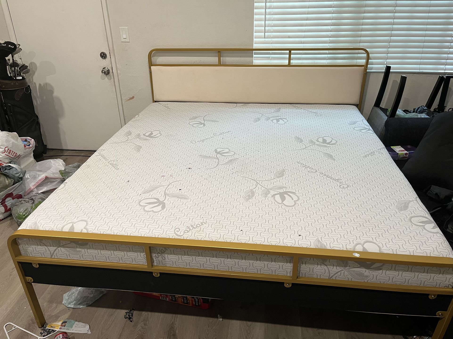 King Size Metal Bed