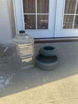 Rowdy Pups Gravity Water Dispenser for Dogs