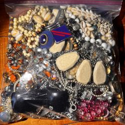 VINTAGE TO MODERN JEWELRY BAG OF CUSTOM JEWELRY