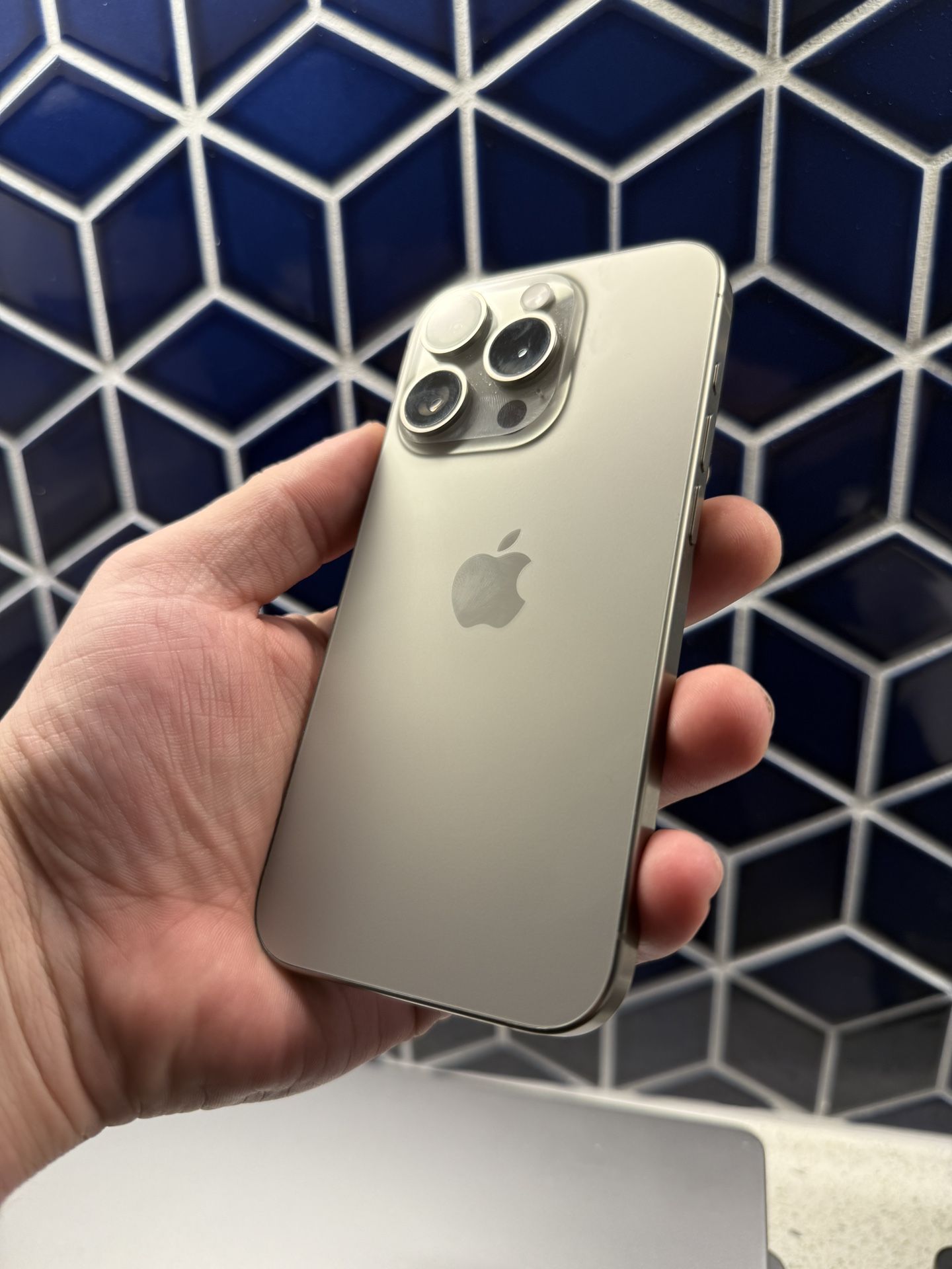 Apple iPhone 15 Pro 512GB Unlocked. Finance Available! 