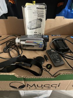 VTG Panasonic PV-DV102D Mini DV Hybrid Camcorder Camera 700x Digital Zoom Bundle