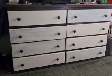 8 drawer dresser