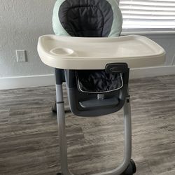 Baby highchair 