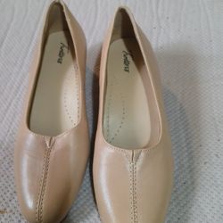 Trotter Doris Mage Soft Leather Pumps Very Comfortable Size 7.5 Pay 115 When First Purchase Only One Once