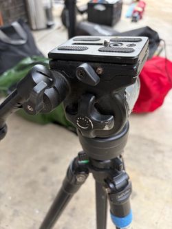 Tripod Photo/Video