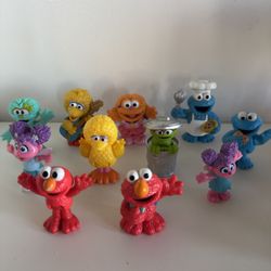 Elmo And Friends Toy Figures