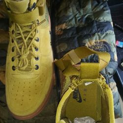 North Face Camo Thermoball Hooded Jacket $225, or Nike Camo sneakers $175 New, Guess Pants $39.99d, More in my listing check them out