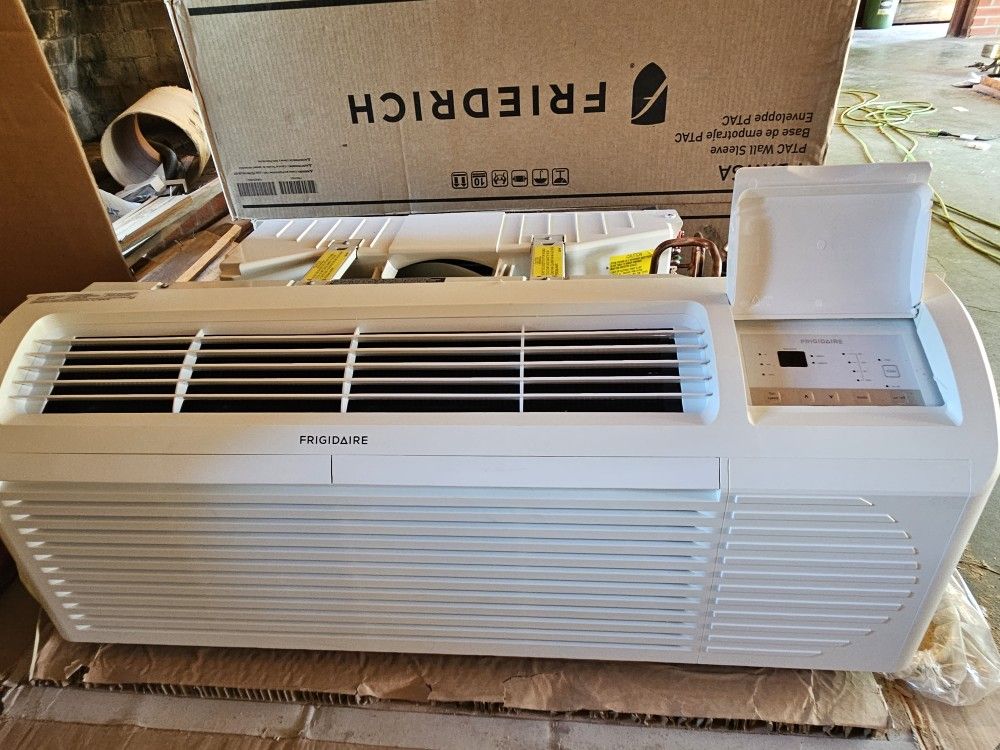 Frigidaire PTAC Unit 15,000btu 230v