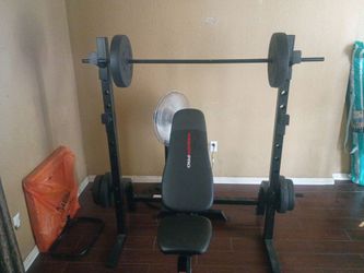 Bench press with weight set