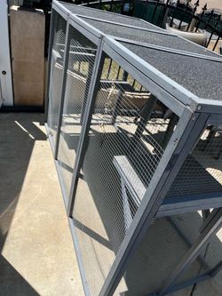 Chicken coop/ bunny den