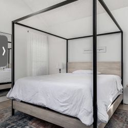 Pottery barn King Size Canopy Bed Frame